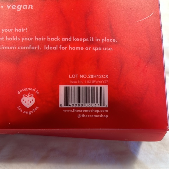 NWT The Crème Shop Hello Kitty Plush Spa Headband - Picture 4 of 6